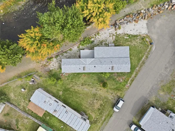 701 Trans Canada Hwy #71, Cache Creek, BC V0K 1H0