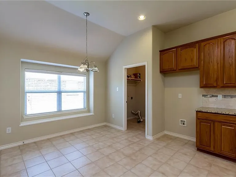 1700 Summerfield Dr — Photo 13