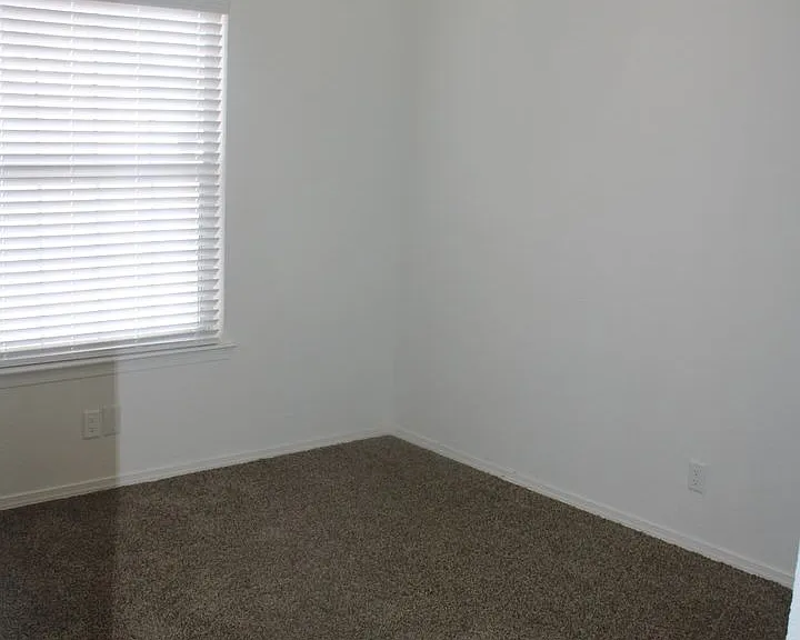 1651 Saint Stephen Pl — Photo 13