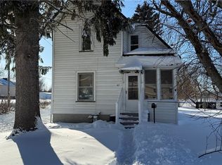 42 Webber Ave, Oakfield, NY 14125