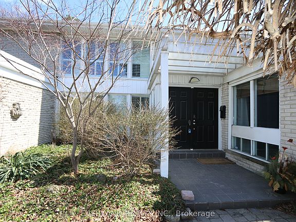 2nd image of 18 Silvergrove Rd
