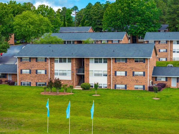 Royal Park | 501 State Highway 54, Carrboro, NC