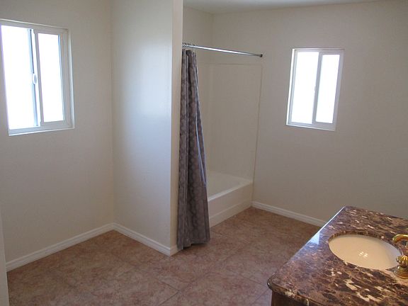 1322 N. Avenue 56 3