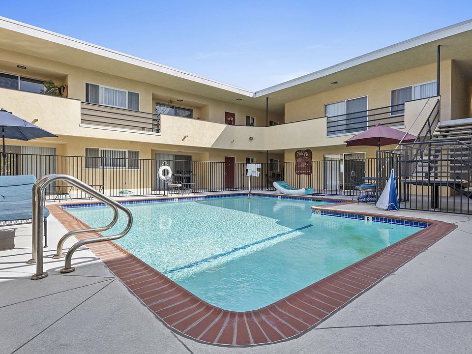 1st image of 2400 Beverley Ave #5