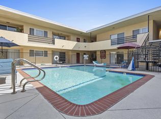 2400 Beverley Ave #5, Santa Monica, CA 90405
