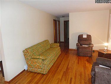 4th image of 462 N Schenley Ave