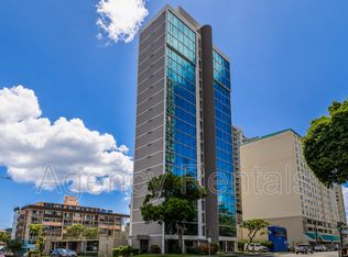 1114 Punahou St #Penthouse 3, Honolulu, HI 96826