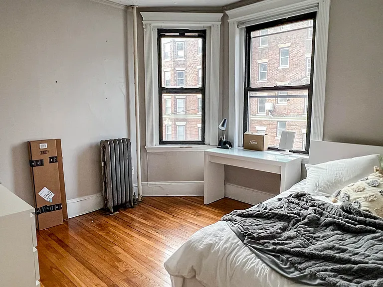 1068 Commonwealth Ave #31 — Photo 11