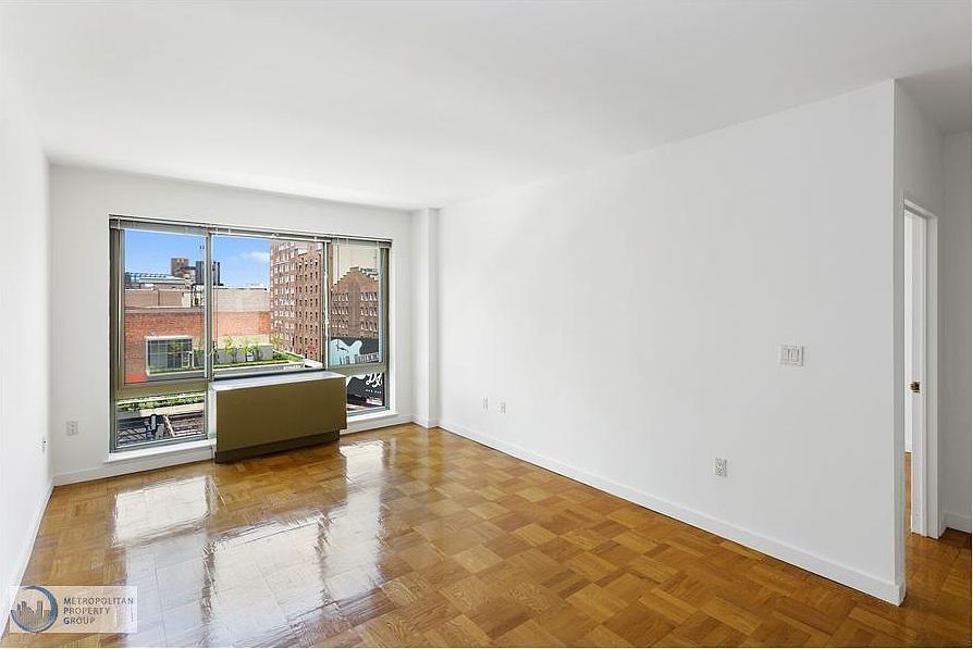 1st image of 460 W 20th St APT 5C