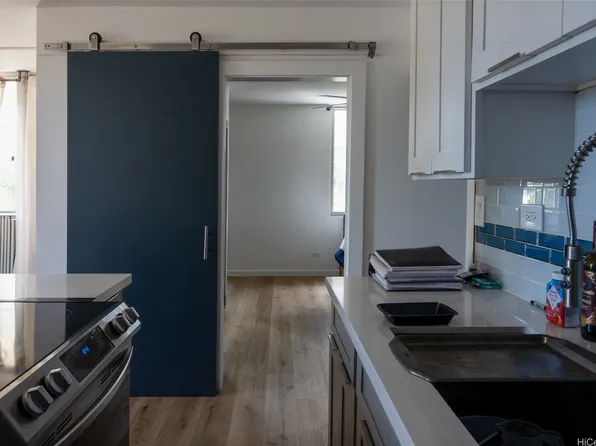 2740 Kuilei St APT 706, Honolulu, HI 96826