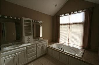 5th image of 14350 NW 61st St