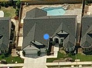 1734 N Cherry Ln, Clovis, CA 93619