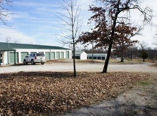 515 Highway O, Laurie, MO 65037