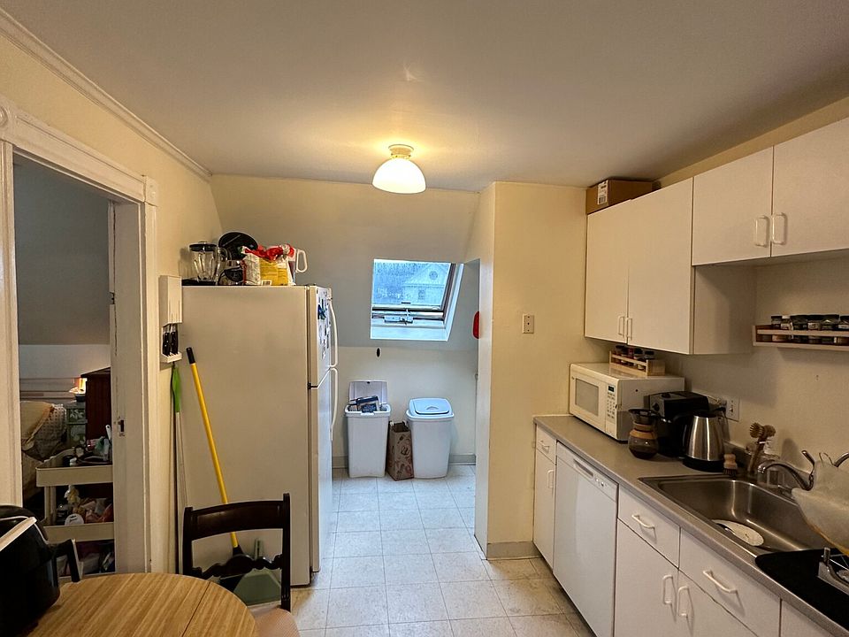 1st image of 50 Brainerd Rd #51