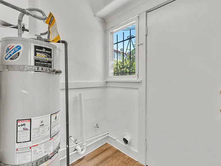 5009 S San Pedro St #5009 — Photo 13
