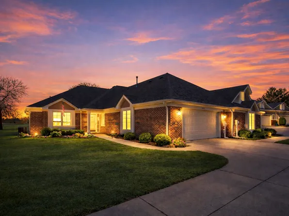 8810 Pointe Vista Dr, Victoria, MN 55386