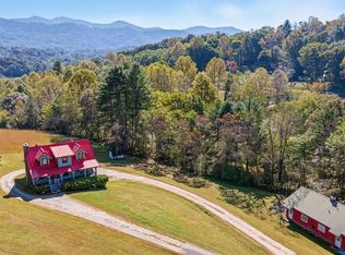 1650 Wide Horizon Dr, Franklin, NC 28734