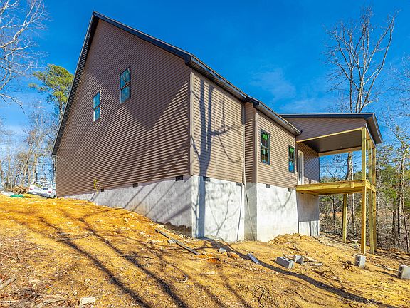 2nd image of 7369 Banther Rd