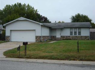 2340 Lamson St, Wichita, KS 67220