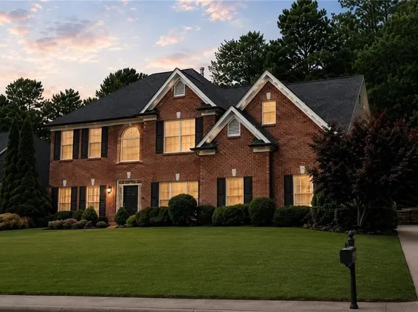 1025 Fairview Club Cir, Dacula, GA 30019