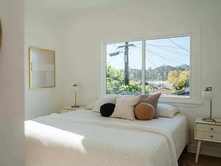 1134 Isabel St — Photo 18