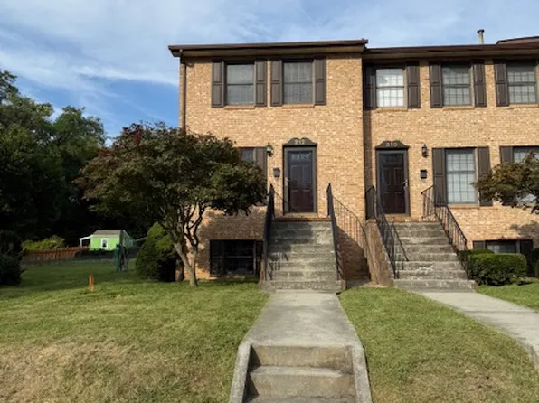 212 W Whitlock Ave, Winchester, VA 22601