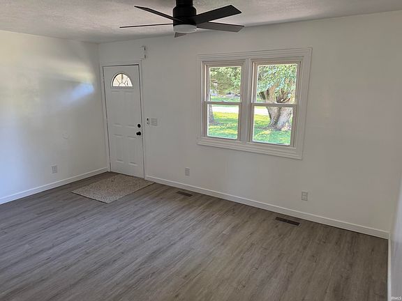 4th image of 509 Jackson Heights Rd