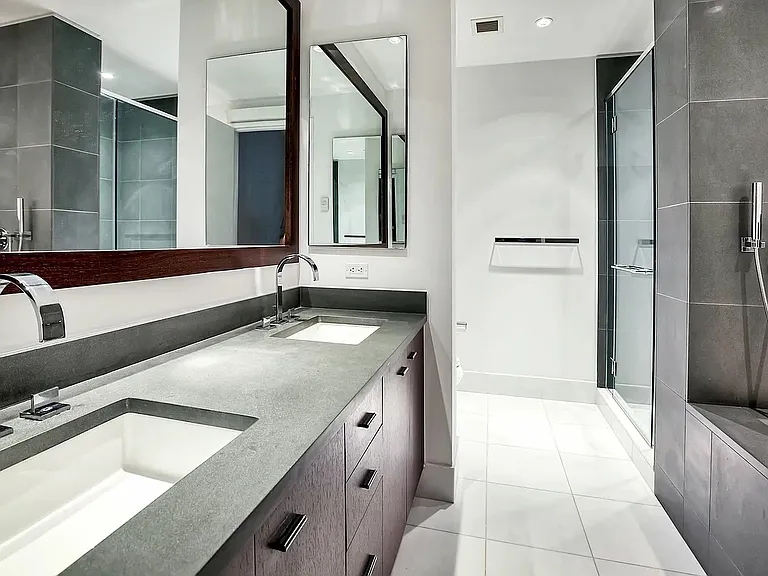 33 W 56th St #14B — Photo 10