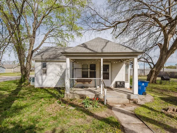 426 N Lincoln St, Belle Plaine, KS 67013