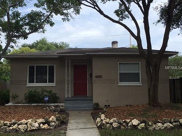 1st image of 2409 19th St N
