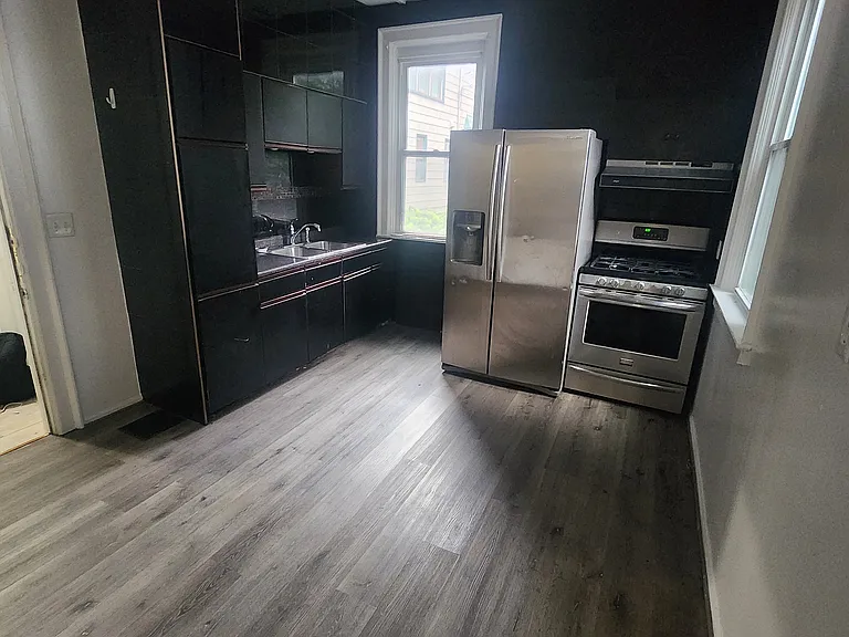 642 Elmwood Ave #1 — Photo 13