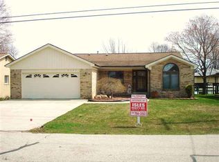 7291 Cardinal St, Algonac, MI 48001