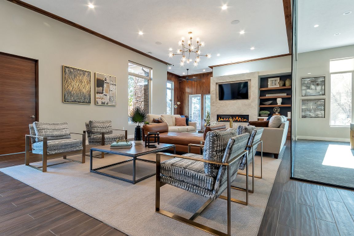 Side View Lobby Area
