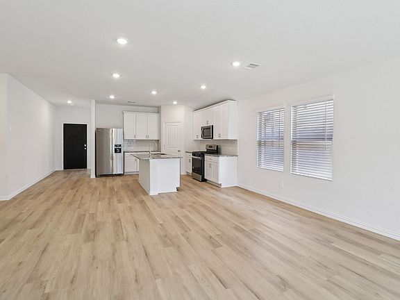 4th image of 2230 Currents Rd