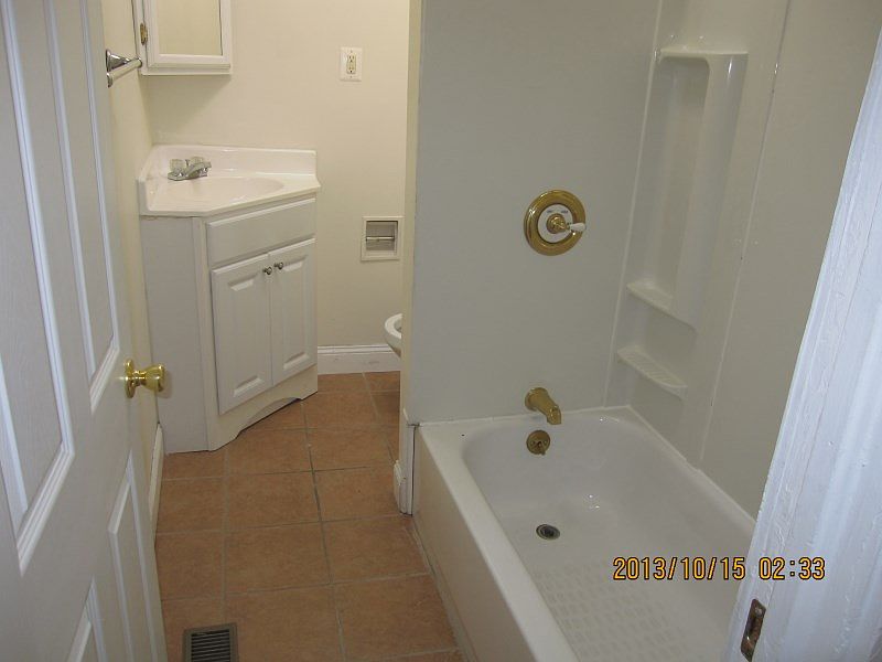 2nd image of 816 N Bentalou St