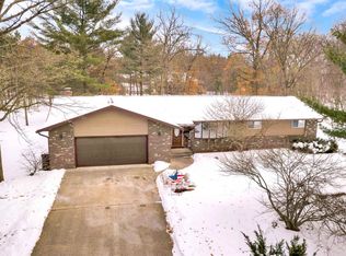 5495 Conifer Dr, Stevens Point, WI 54482