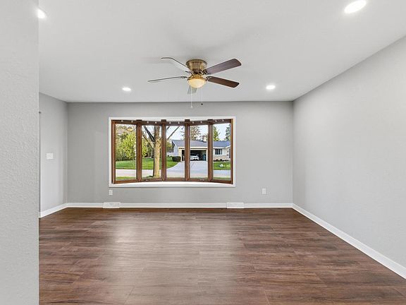 3rd image of 5782 Rustic LANE