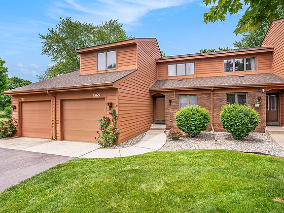 3rd image of 1369 Bent Tree Dr