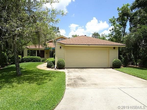 1st image of 620 Saint Andrews Cir