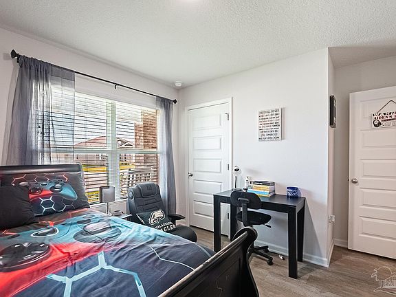 4th image of 5632 Fulcina Ct