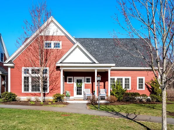 27 Brigham Farm Ln #27, Bolton, MA 01740