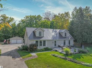 3475 S Stanley St, Lake Leelanau, MI 49653