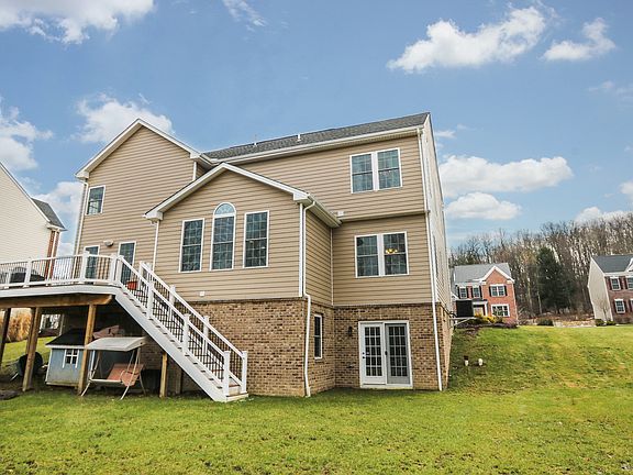 2nd image of 406 Hidden Meadow Dr