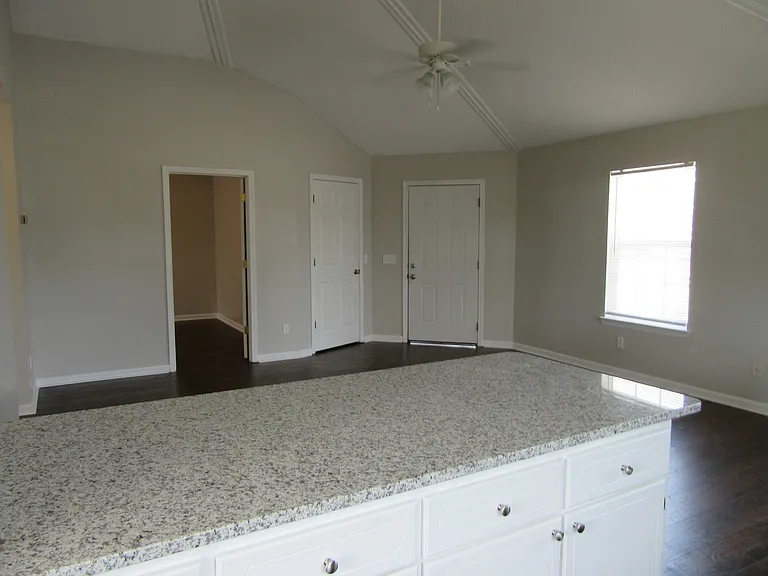 1401 Gulf Ave #1 — Photo 8