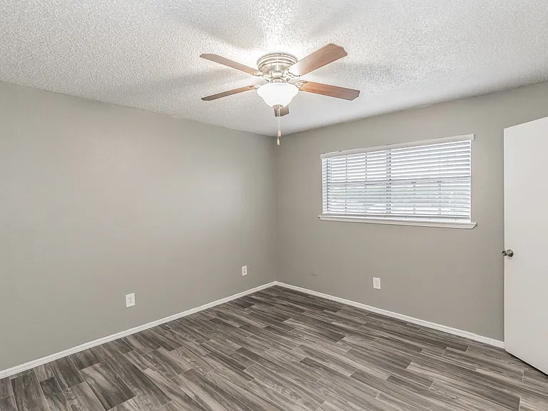 Chapel Creek Apartments — Photo 61