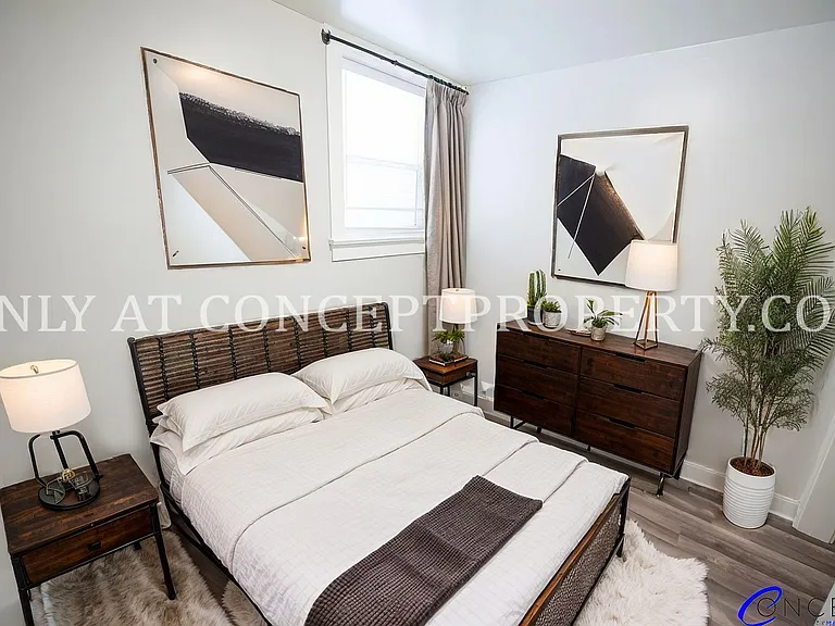 East Cliff — Photo 97