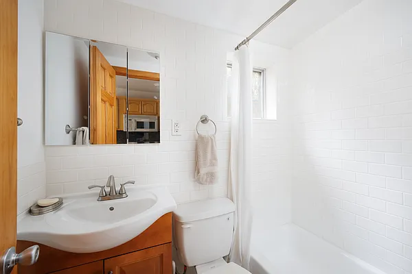 Rented by Brown Harris Stevens | media 9