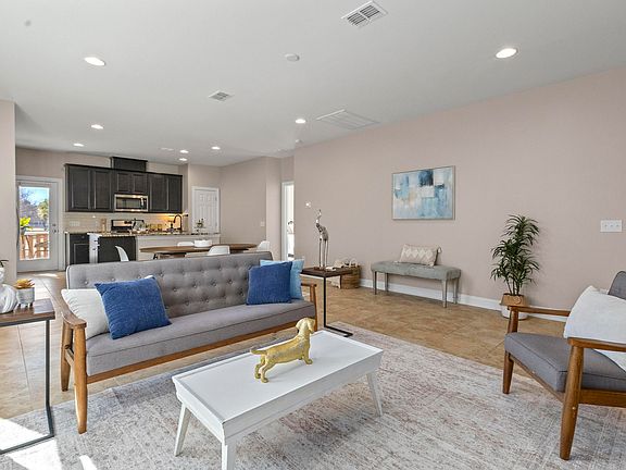 4th image of 3089 Grand Bay Ln