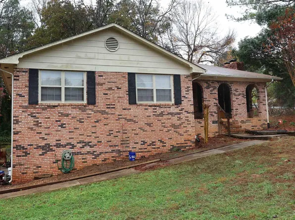 804 W 64th St, Anniston, AL 36206