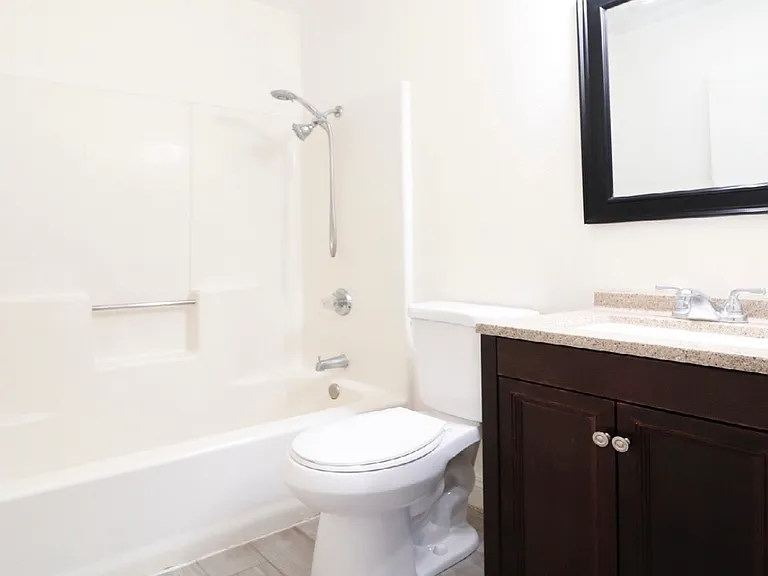 13576 Algonquin Rd #2 — Photo 8